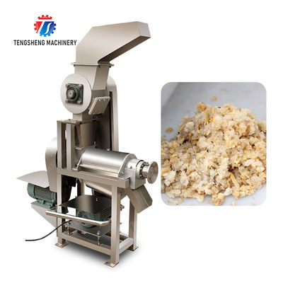 Fruit Vegetable Celery Juice kale Kale Juice Spinach juice Juice made from wild cherry plums Spiral juice extractor