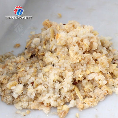 Fruit Vegetable Celery Juice kale Kale Juice Spinach juice Juice made from wild cherry plums Spiral juice extractor